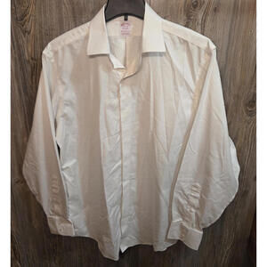 Brooks Brothers Madison Fit Dress Shirt (Size 16.5-36) White 100% Supima Cotton